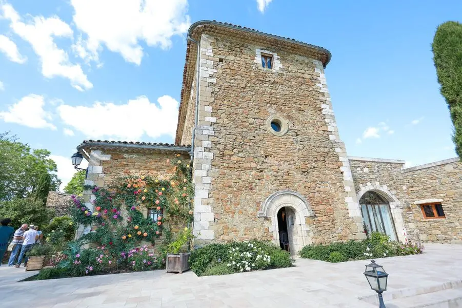 Le Jardin de l&rsquo;Abbaye de Valsaintes à Simiane-la-Rotonde — salle événementielle