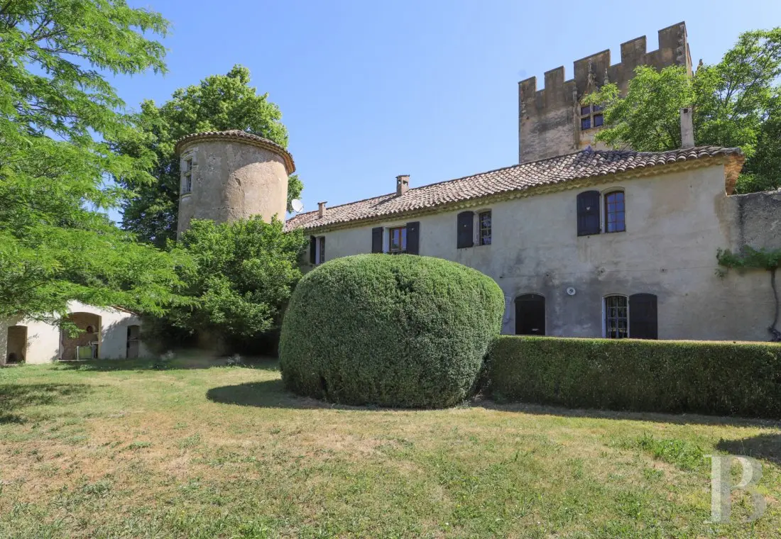 Les Maisonnettes du Château à Les Mées — salle événementielle