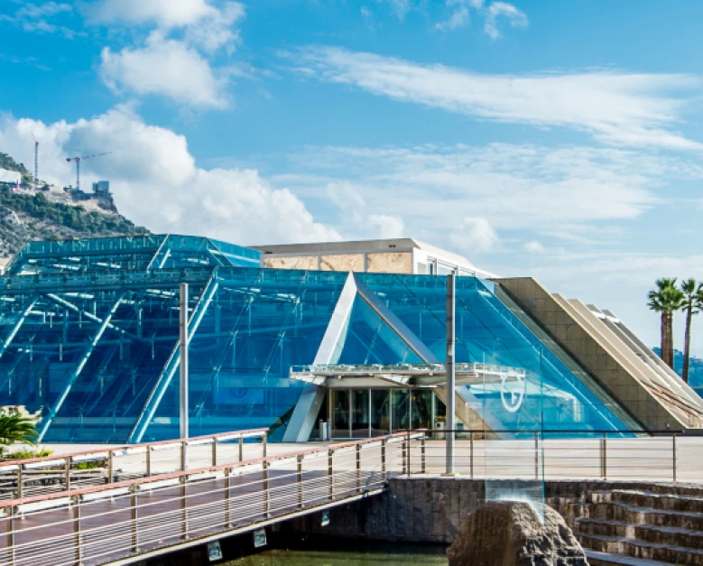 Le Grimaldi Forum, Monaco — lieu événementiel Alpes-Maritimes