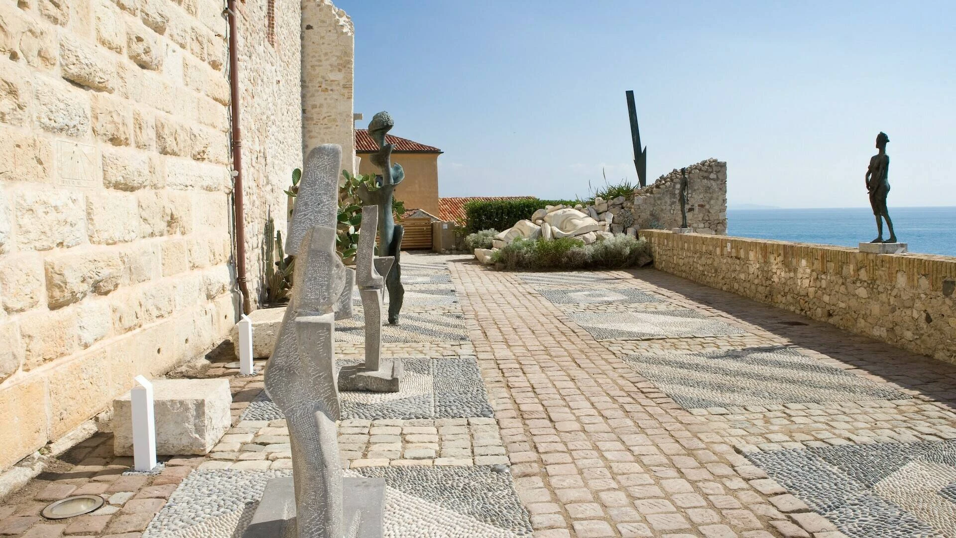 Le Musée Picasso, Antibes — salle événementielle
