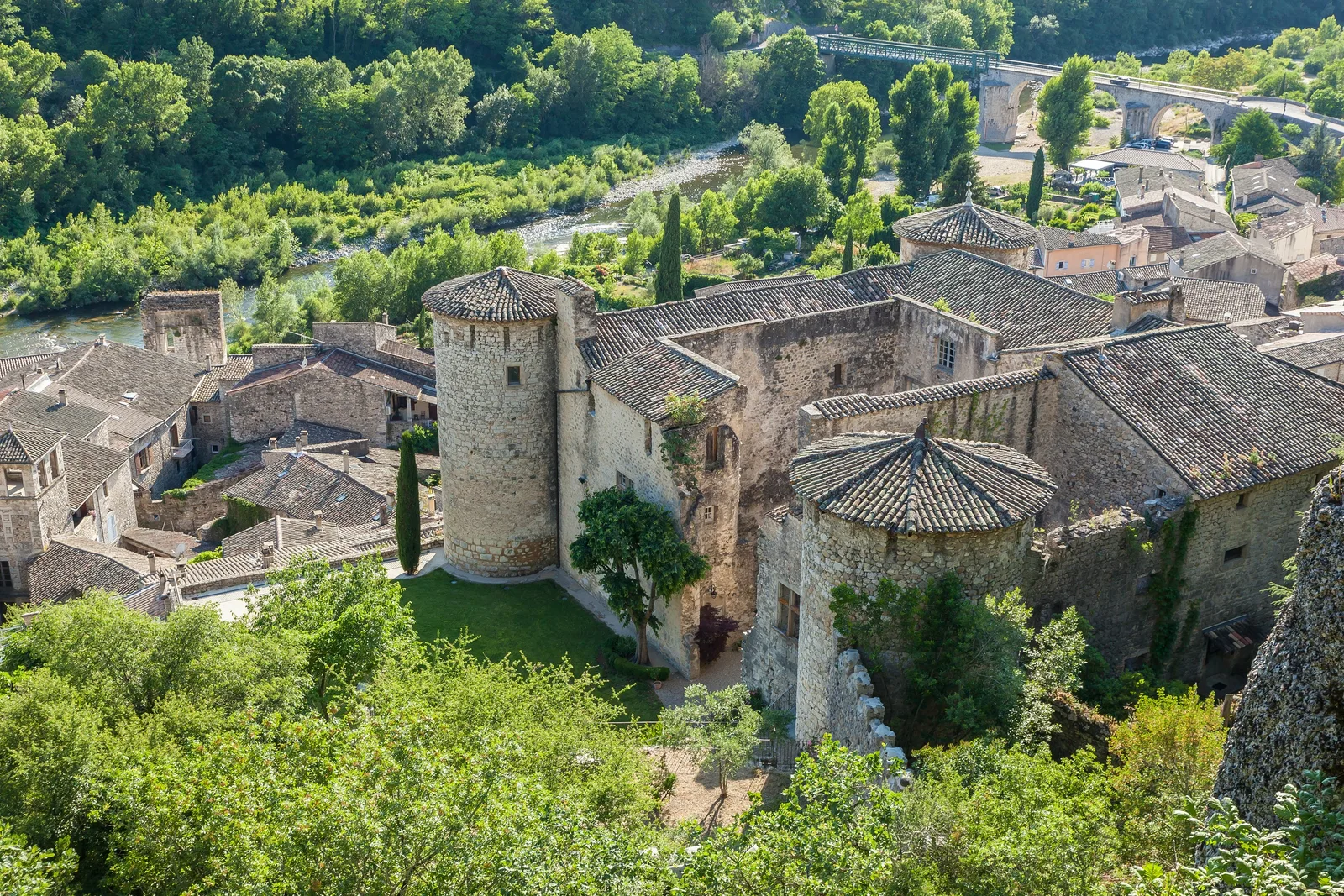 Château de Vogüé — salle événementielle