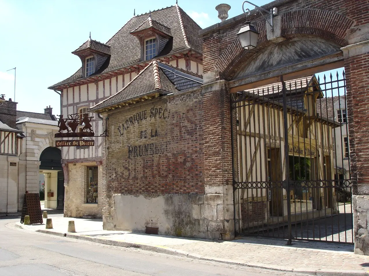 Cellier Saint-Pierre — lieu événementiel Aube