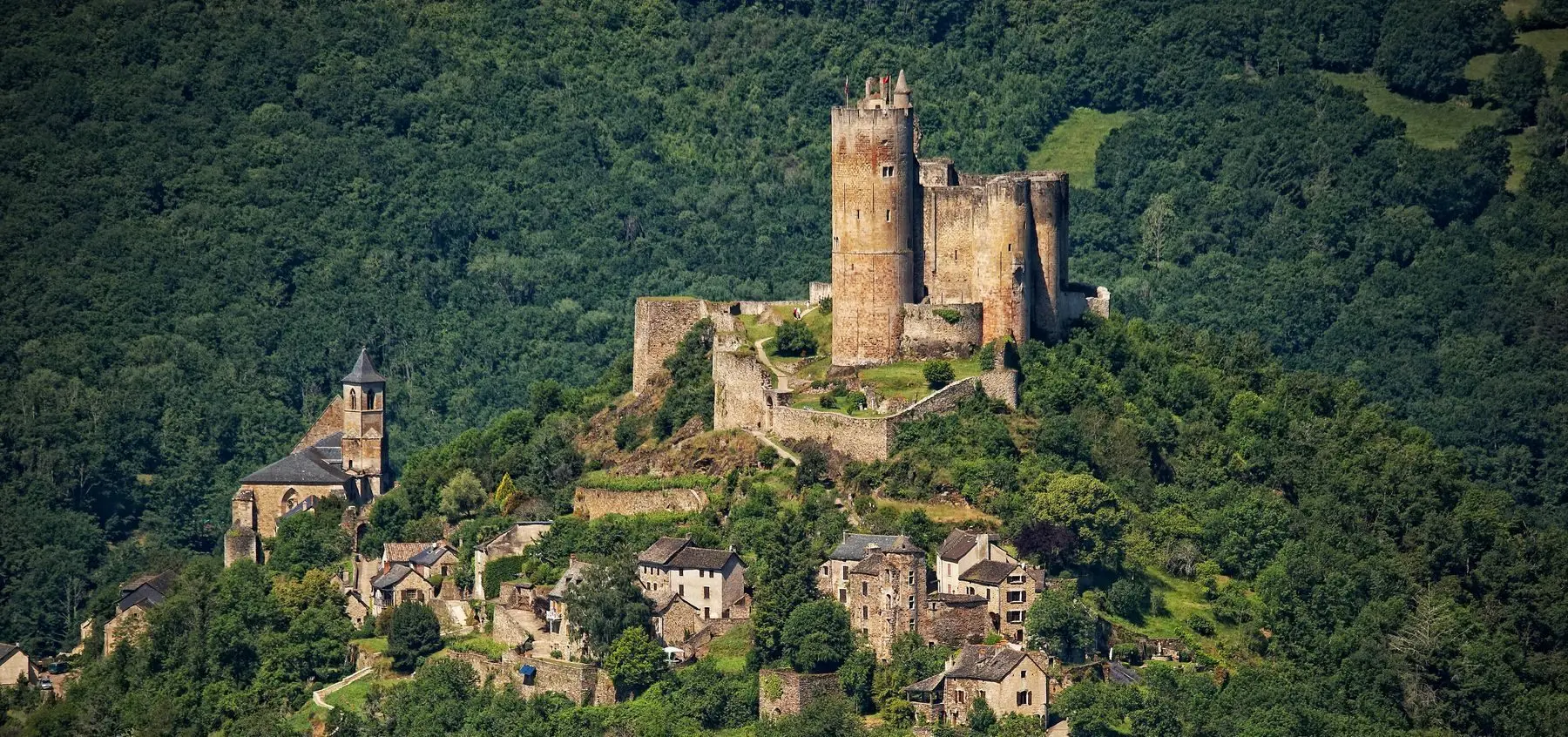 La Cité médiévale de Najac — lieu événementiel Aveyron