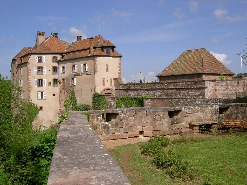 Le Château de la Petite Pierre : — salle événementielle