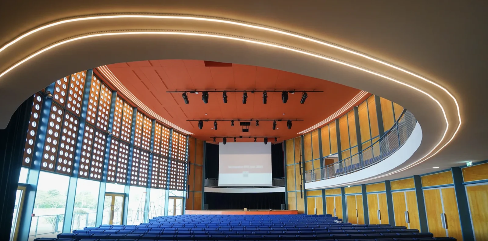 Le Palais des Congrès de Royan — salle événementielle