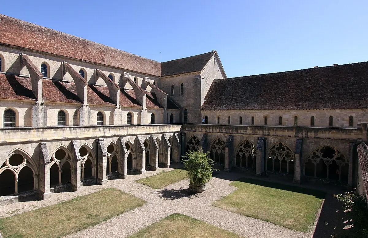 Abbaye de Noirlac — lieu événementiel Cher