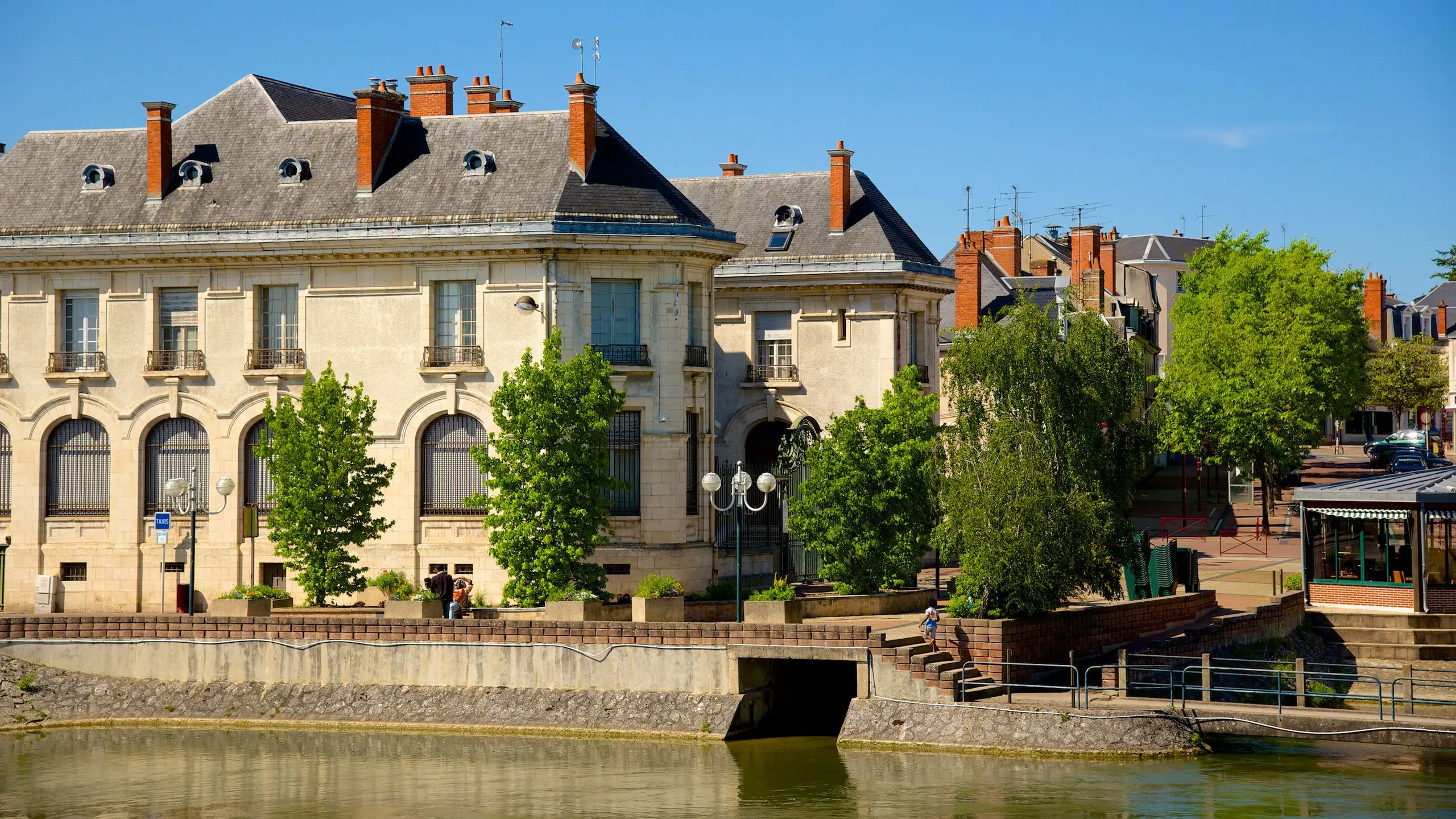 Centre Culturel de Vierzon — salle événementielle