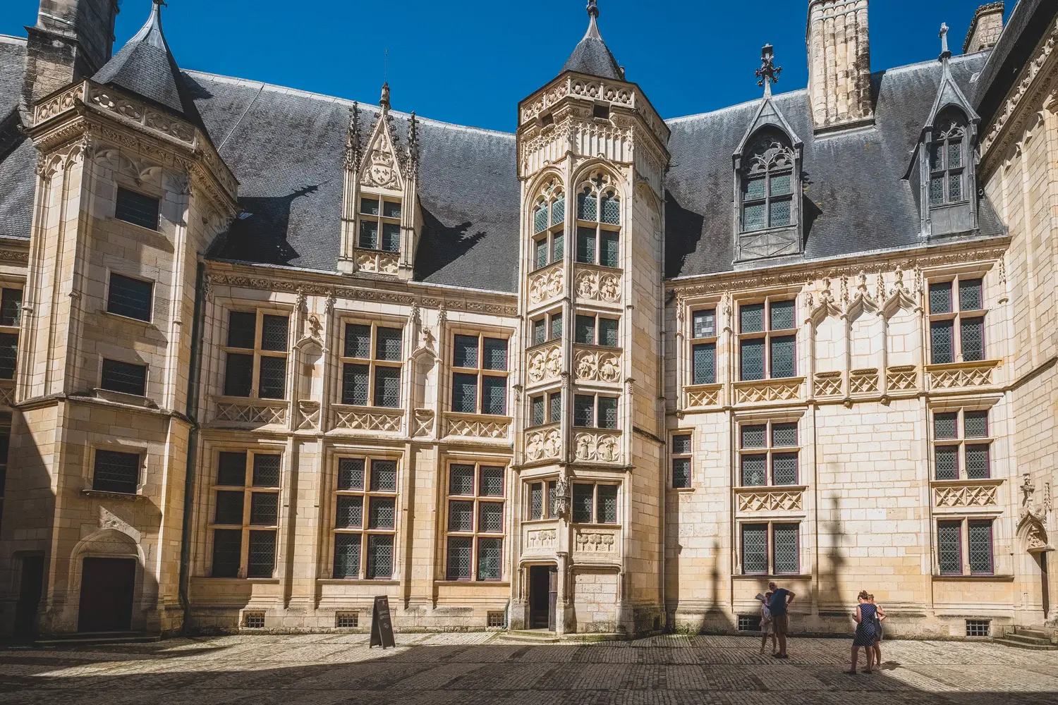 Le Palais Jacques Cœur à Bourges — lieu événementiel Cher