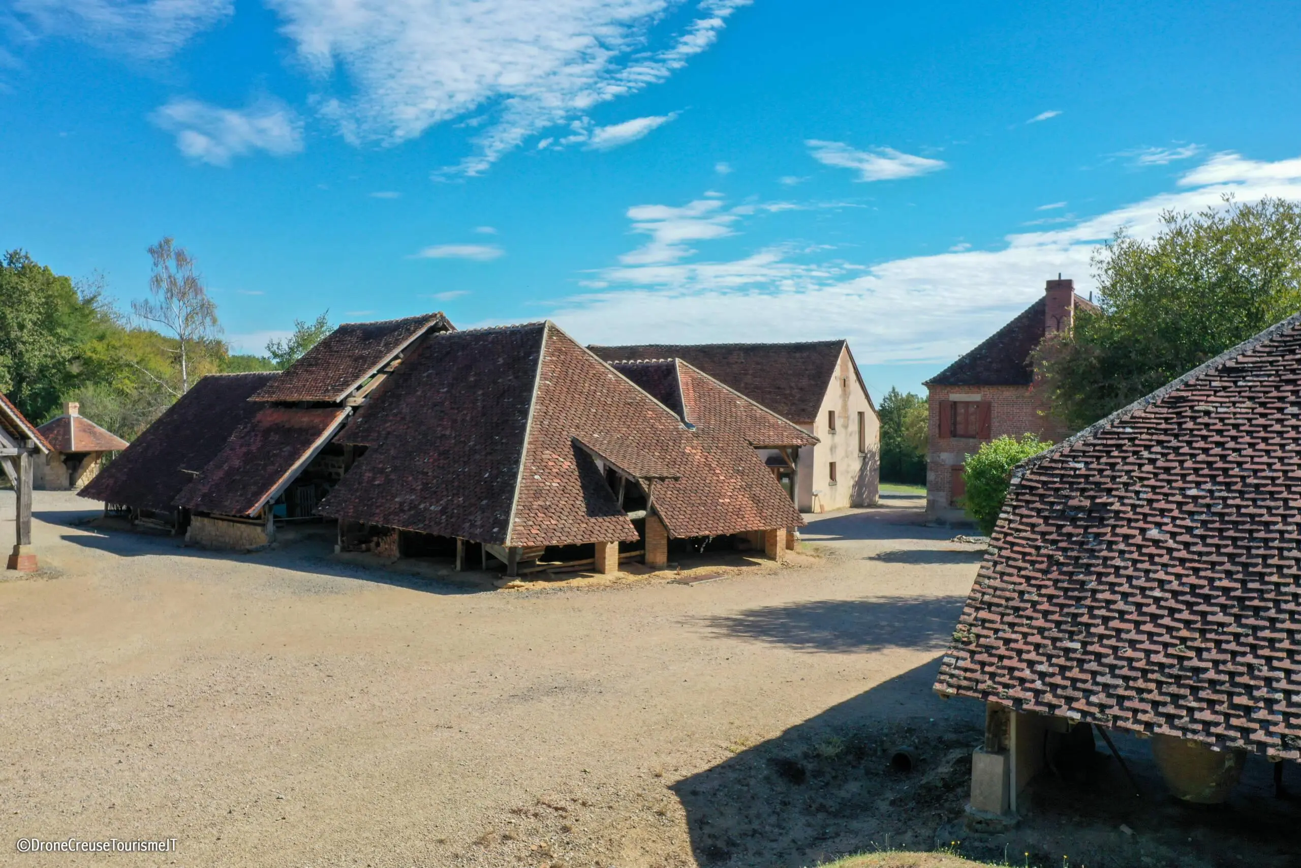 La Tuilerie de Pouligny — lieu événementiel Creuse
