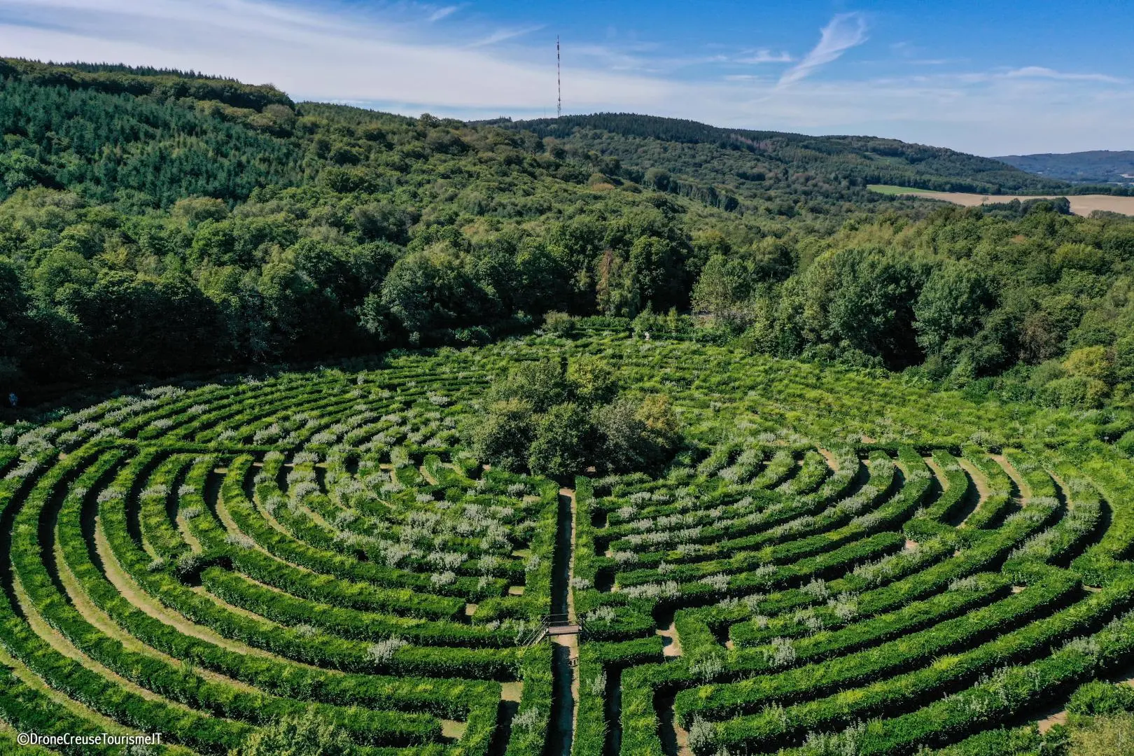 Le Labyrinthe Géant des Monts de Guéret — venue Creuse