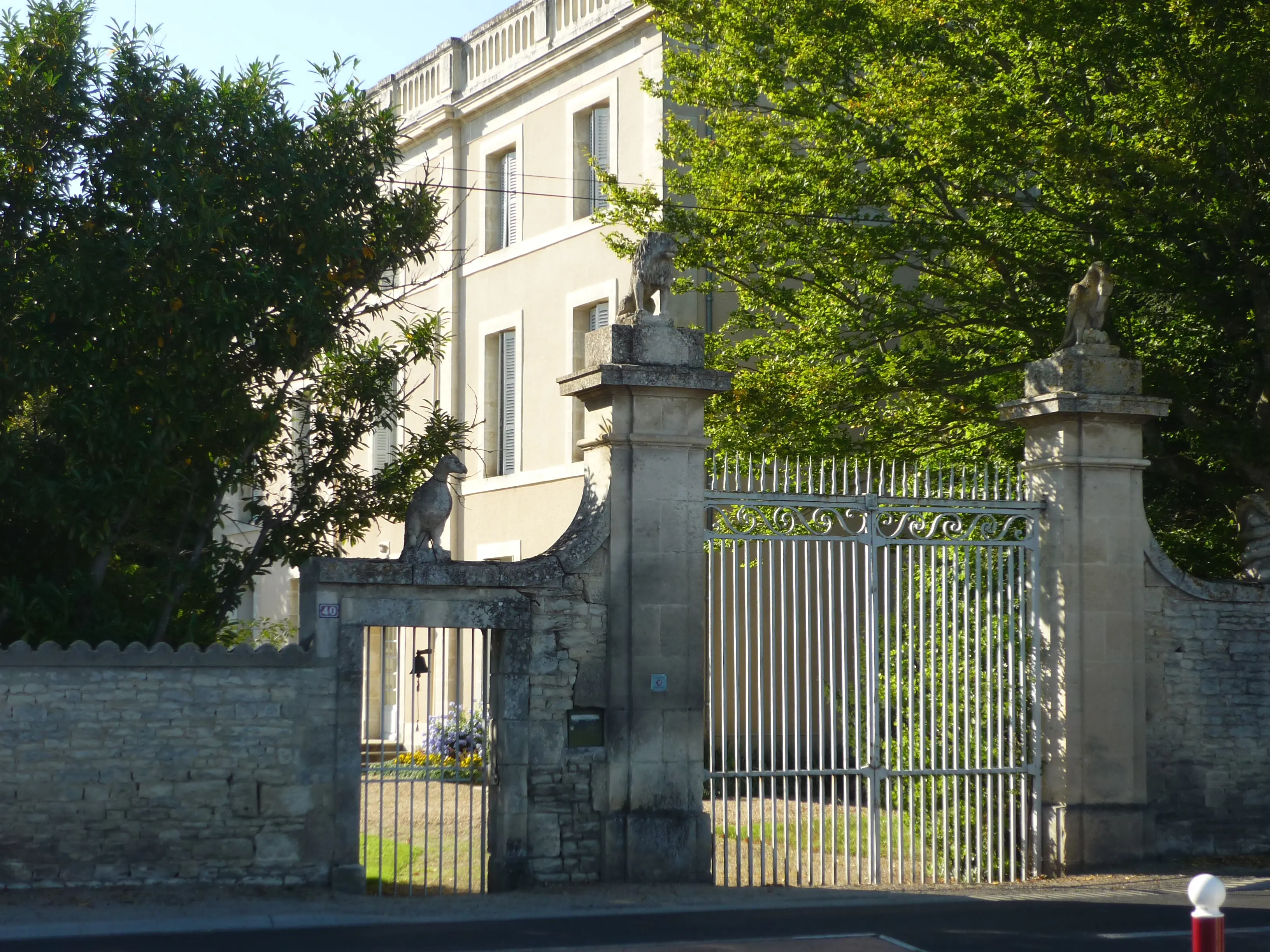 Le Domaine de Péré à Prissé-la-Charrière — venue Deux-Sèvres