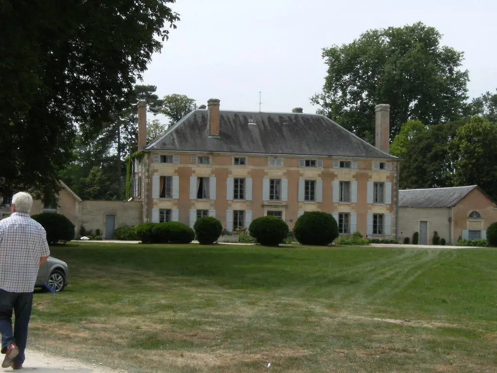 Le Domaine de Péré à Prissé-la-Charrière — lieu événementiel Deux-Sèvres