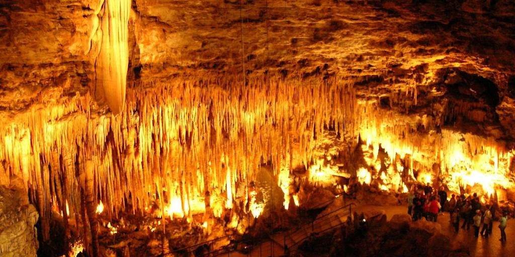 Le Gouffre de Proumeyssac — venue Dordogne