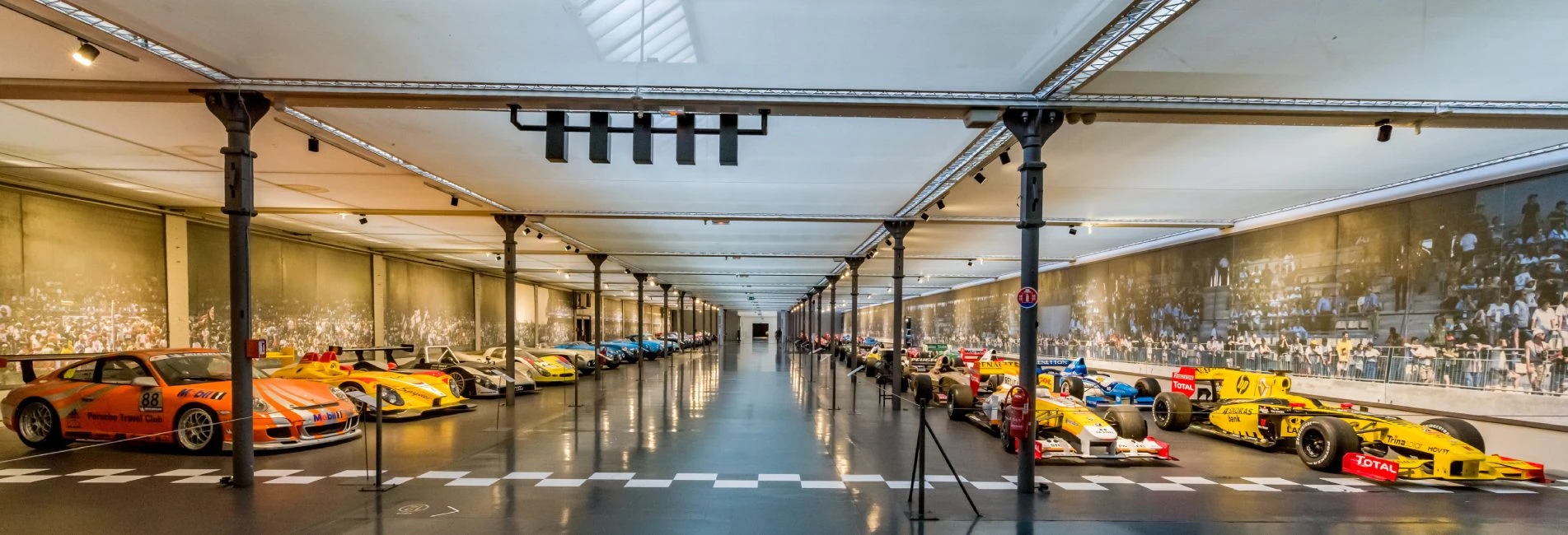 Cité de l&rsquo;Automobile — Collection Schlumpf (Mulhouse) — lieu événementiel Haut-Rhin