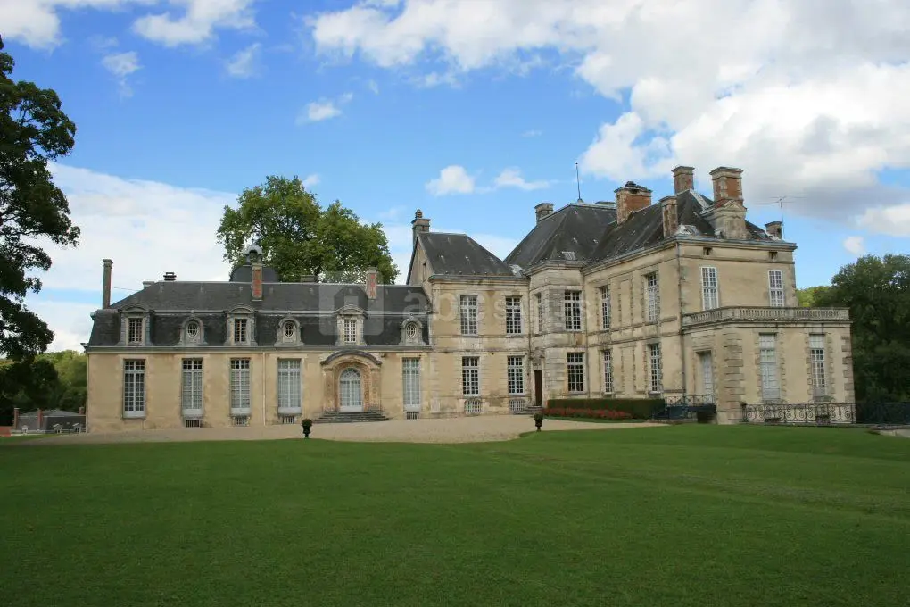 Le Château de Cirey-sur-Blaise — venue Haute-Marne