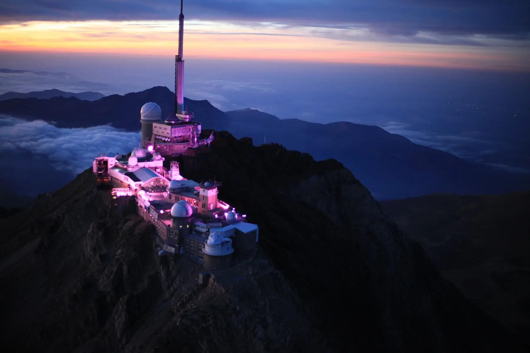 Observatoire du Pic du Midi – Bagnères-de-Bigorre — venue Hautes-Pyrénées