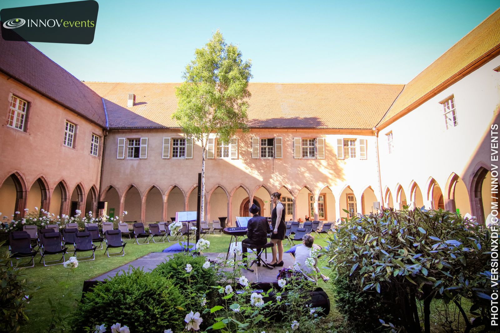 Création de Location de salles de séminaire Bordeaux à Bordeaux