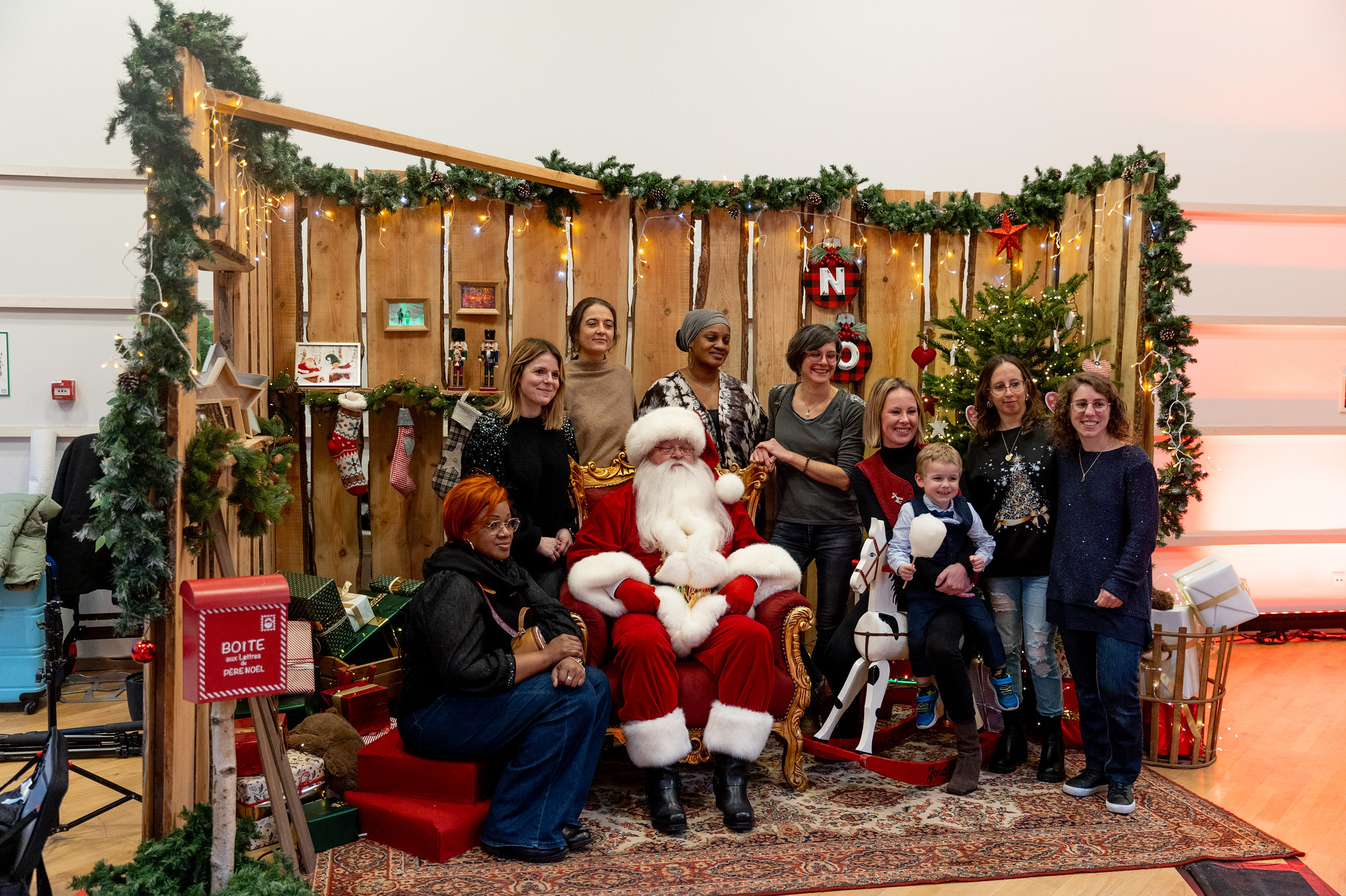 Schéma d'accès technique et zones de livraison d'un lieu événementiel