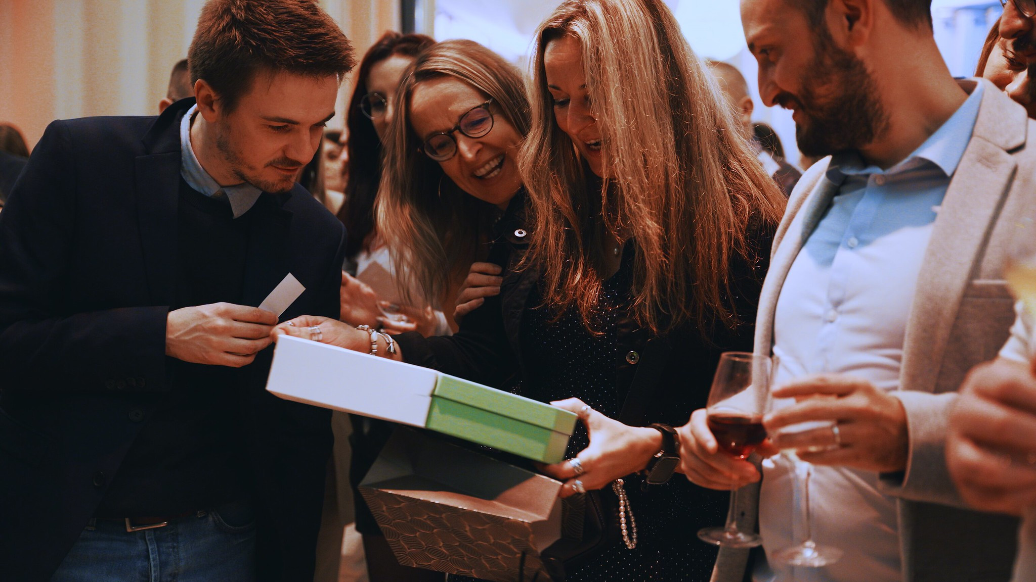 Arrangement de Arbre de Noël Bordeaux à Bordeaux