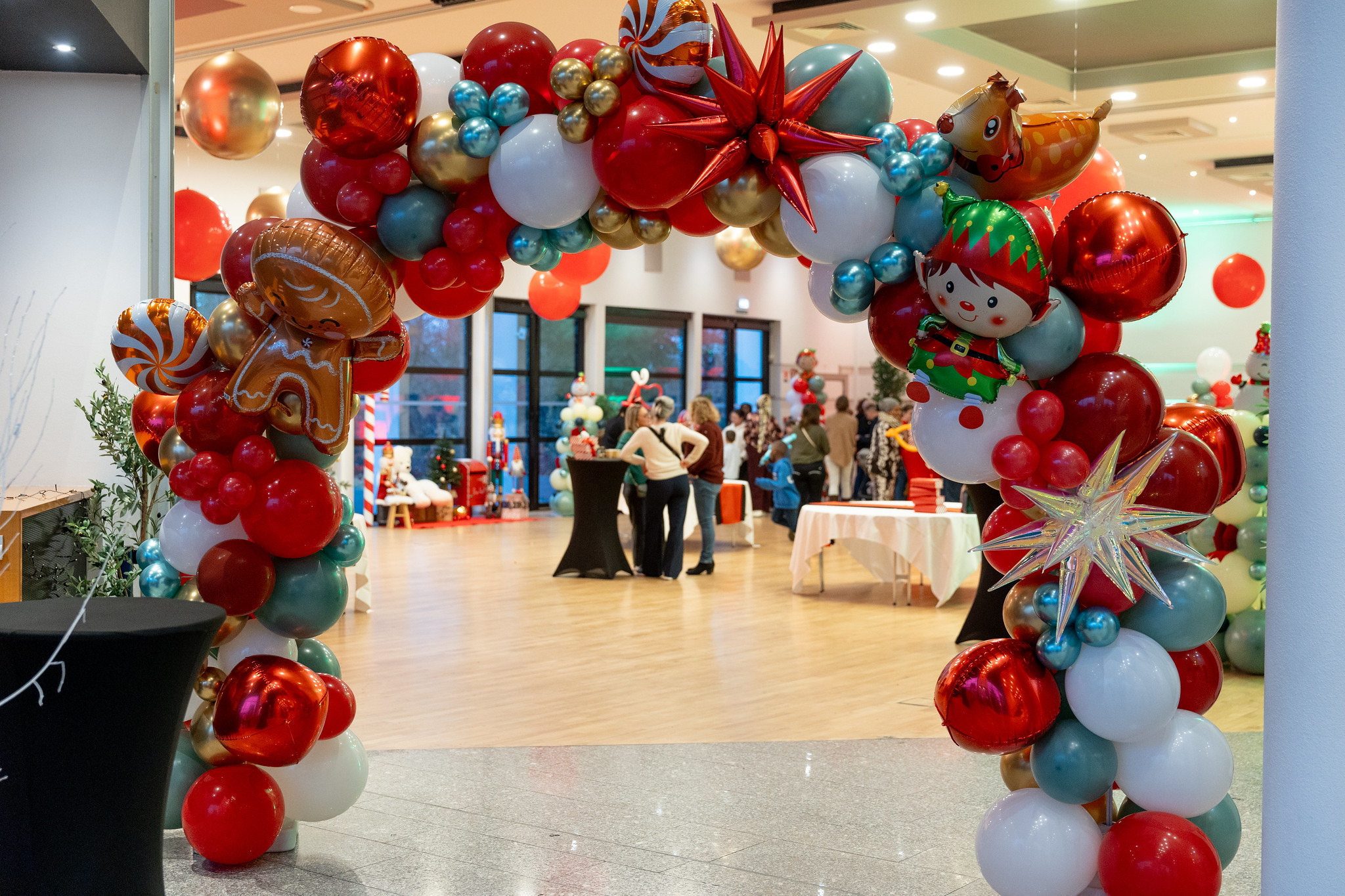 Sélection de cadeaux responsables pour un Secret Santa en entreprise