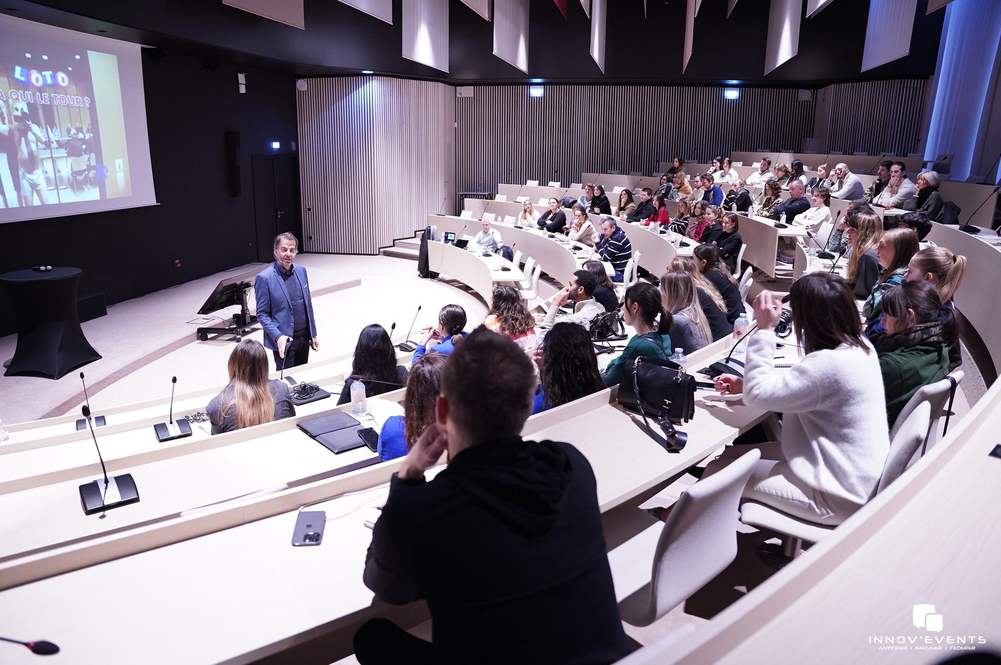 Mise en place de Conventions, CODIR et réunions Reims à Reims