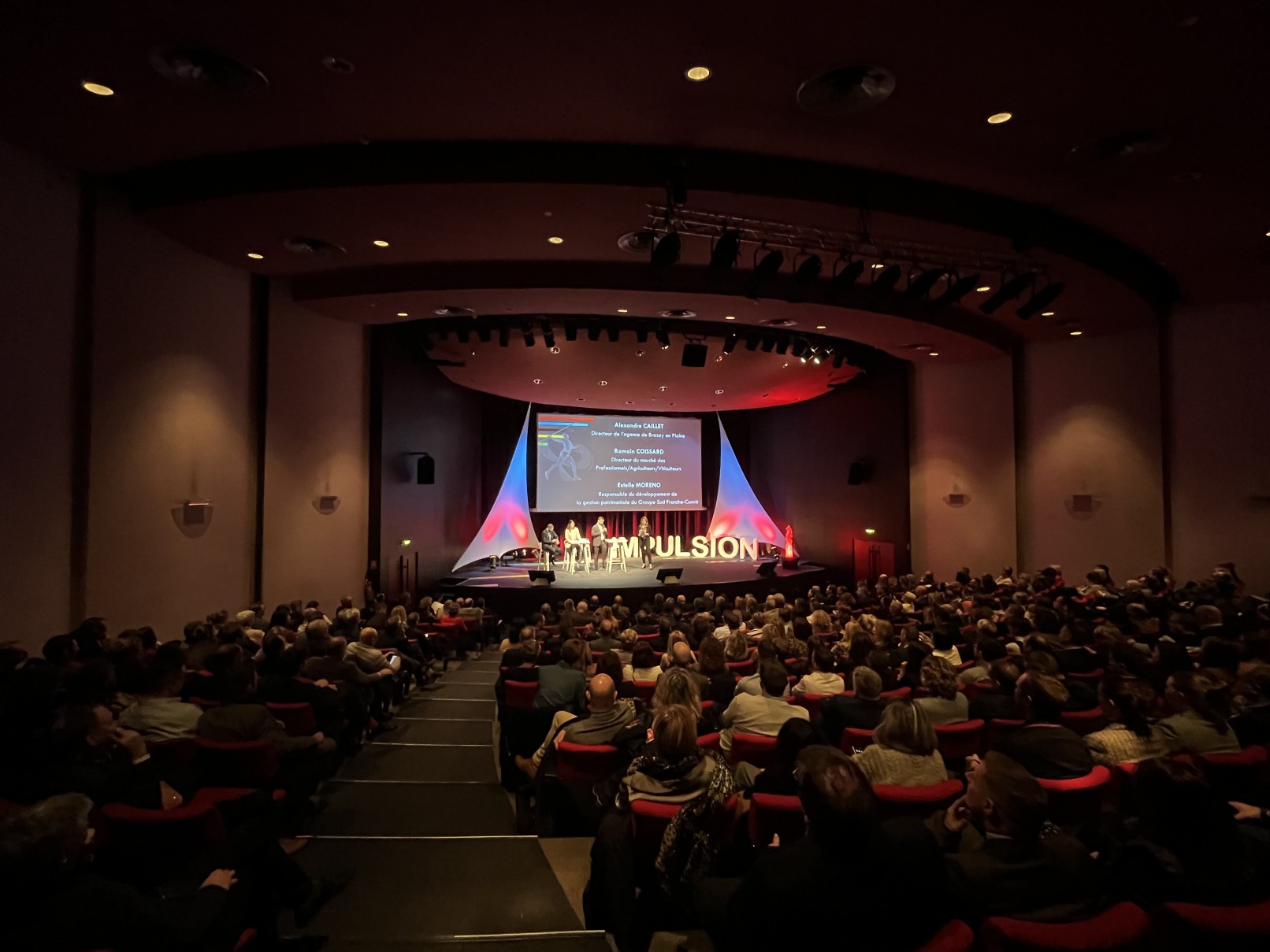 Exécution de Organisation séminaire Valence à Valence