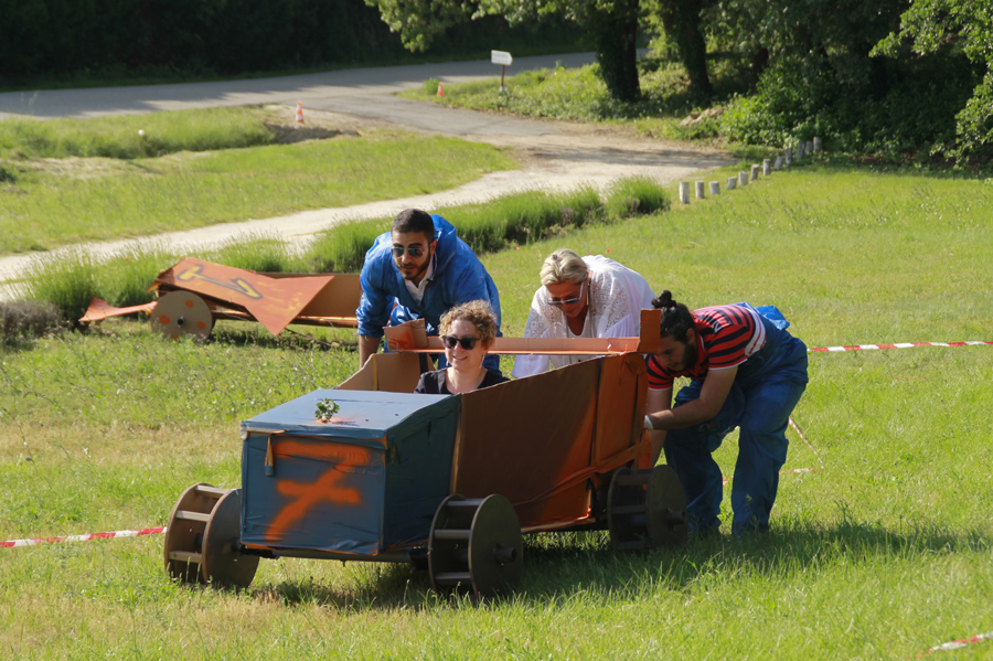 team building original le mans