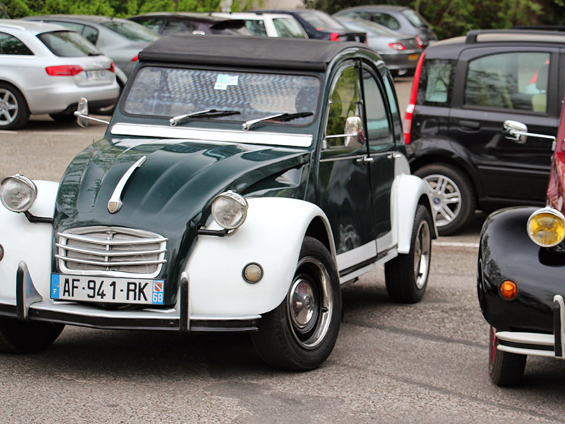 animation team building séminaire rallye 2cv touristique