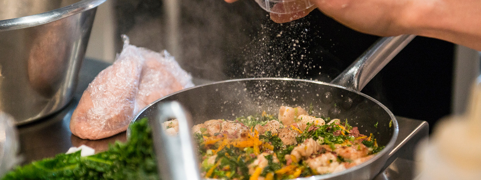 <p>Votre événement d’entreprise<br /><strong>et son challenge culinaire</strong></p>