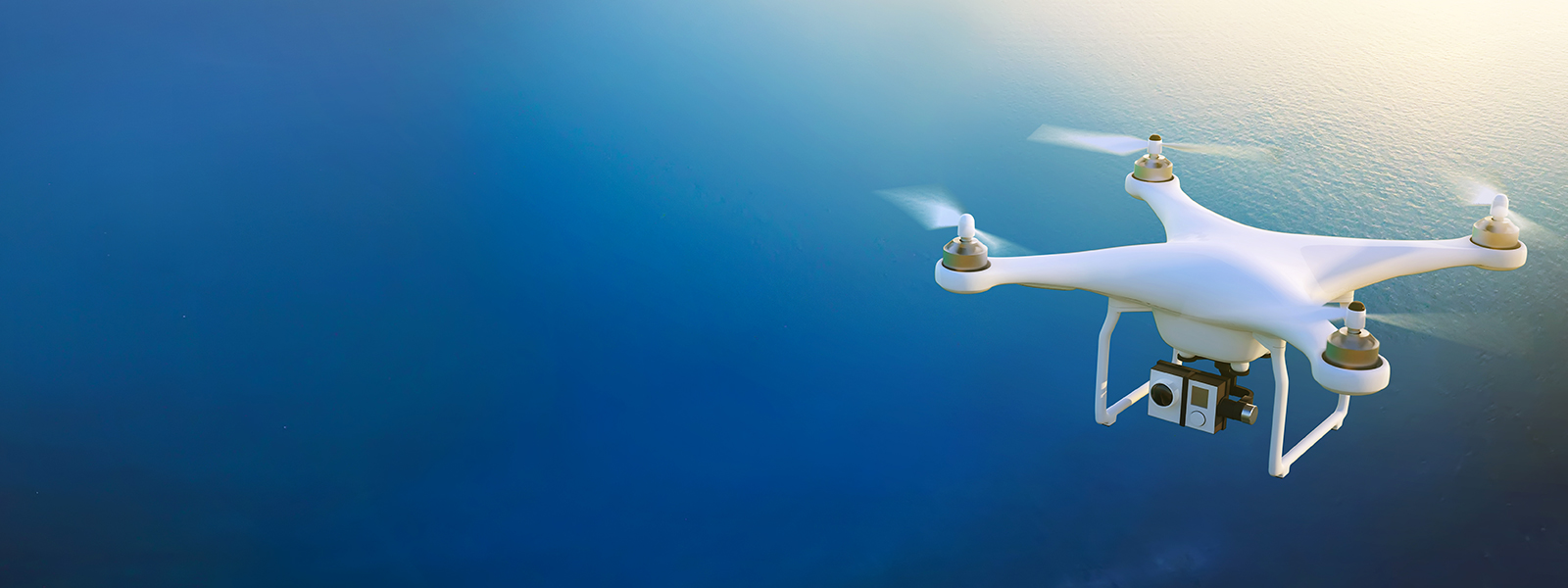 <p>CONTRÔLE DE DRONES PAR LA PENSÉE<br /><strong>ET ÉVÉNEMENTS PROFESSIONNELS</strong></p>