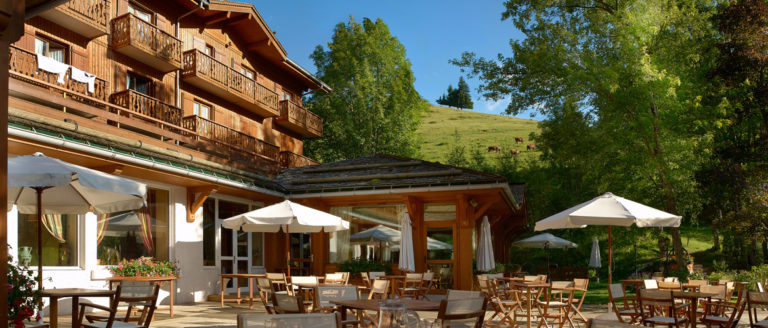 Extérieur-location-hotel74-768x328
