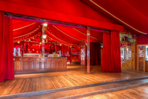 cabaret-cirque-lieu-paris-evenment-reception-entreprise