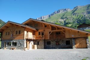 facade chalet jour (74)