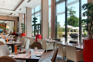 location-74-resto-300x199