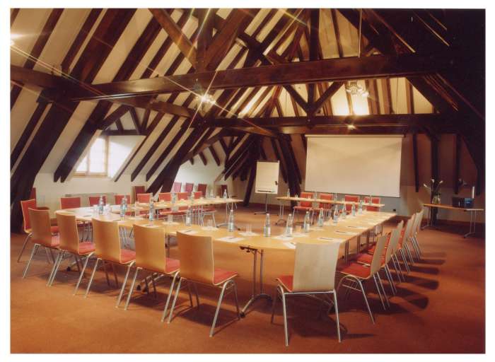 salle-de-seminaire-prestige-haut-de-gamme