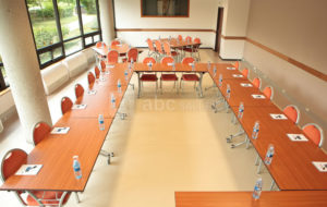 salle reunions tables