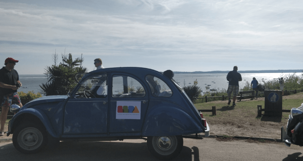 animation arcachon 2CV bordeaux seminaire