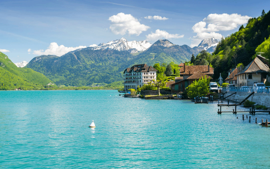 Organiser un anniversaire d’entreprise à Annecy (74)