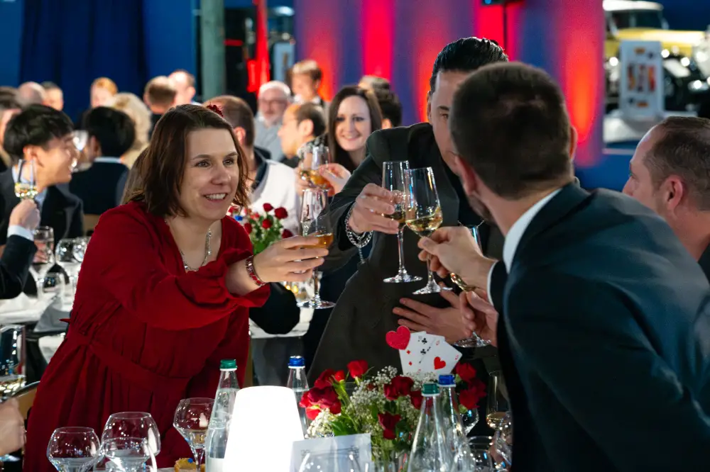 invités conventions qui trinquent