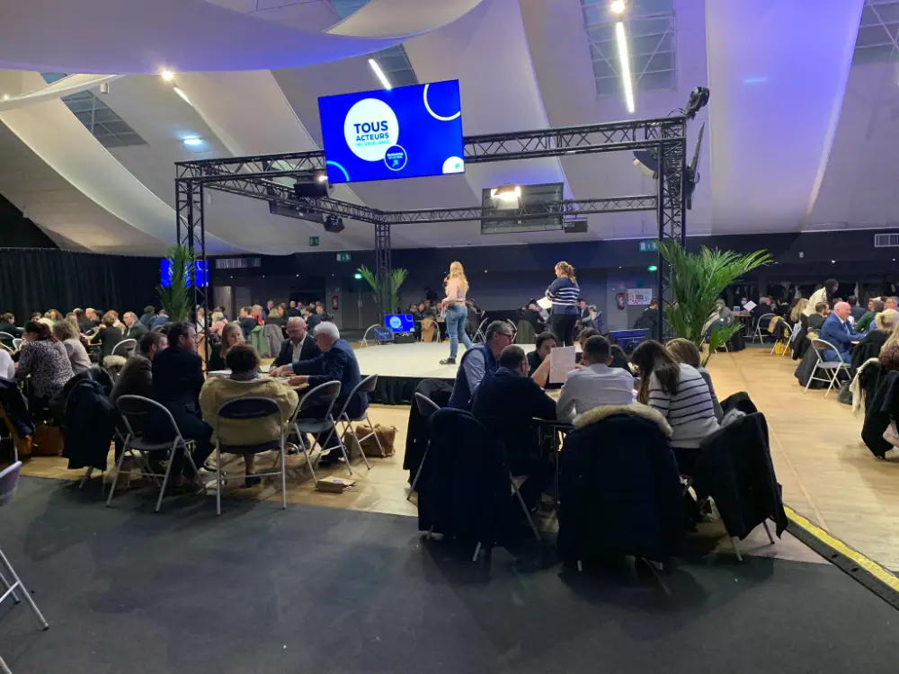 Convention entreprise Rouen avec ateliers collaboratifs en cercle