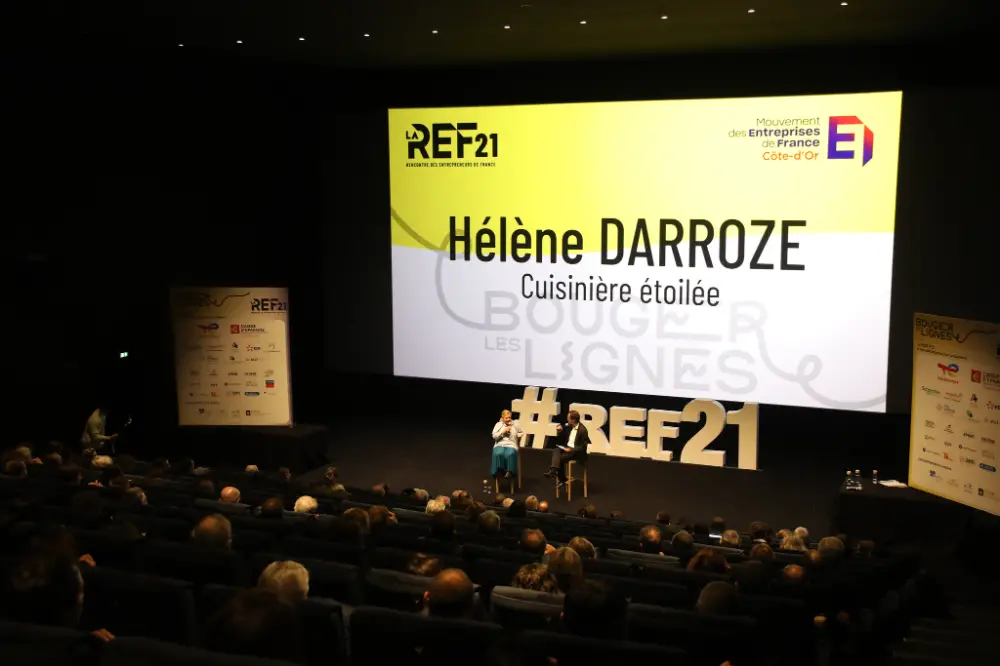 Conférence avec la cheffe étoilée Hélène Darroze lors d’un événement d’entreprise à Dijon.
