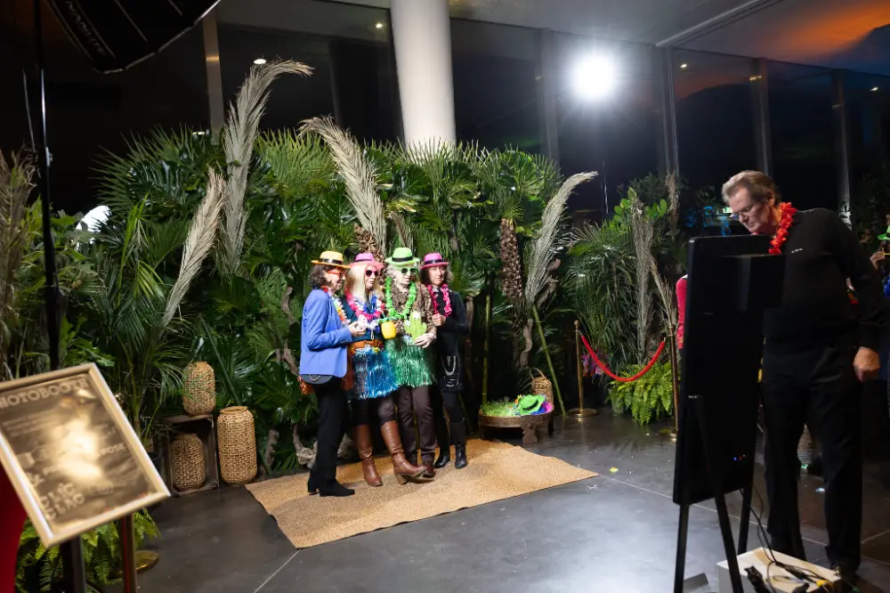 Une soirée à thème Aloha : l’évasion en plein cœur d’un événement entreprise