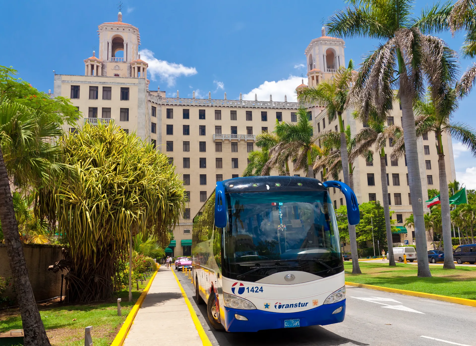 Accessibilité & transports (PMR, gares, aéroports)