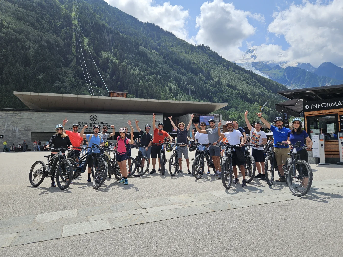 Soirée d'entreprise Grenoble gala haut de gamme lieu événementiel — INNOV'events agence événementielle