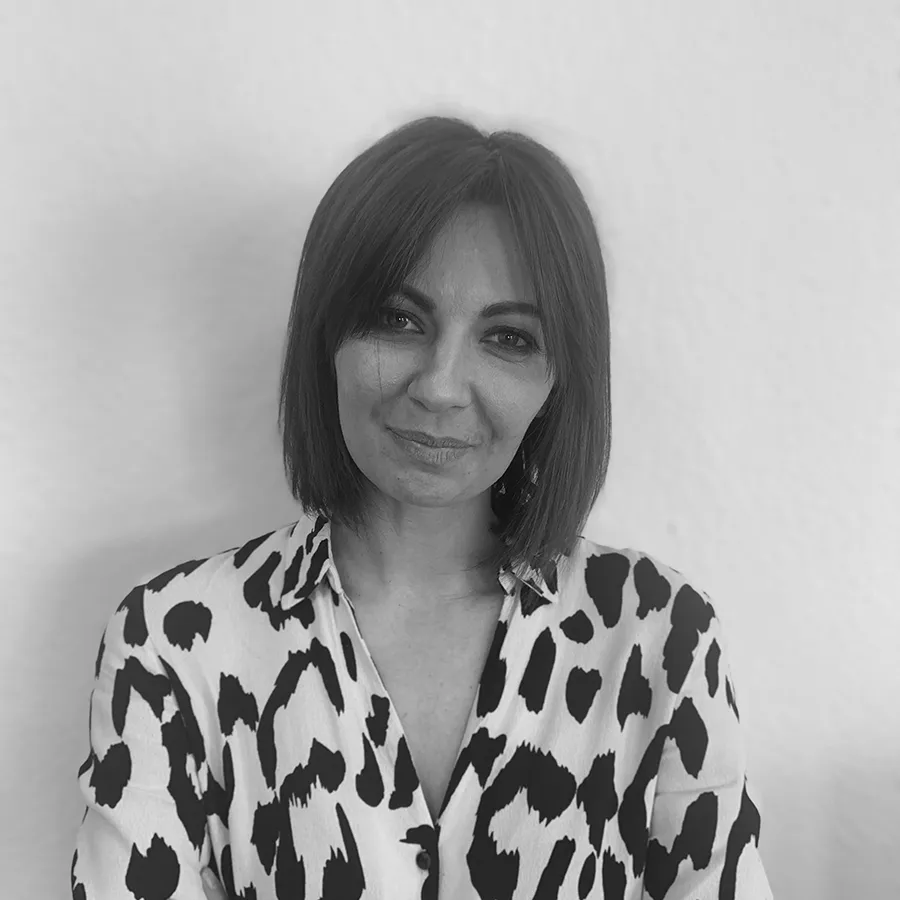 Nelly Cheffe de projet