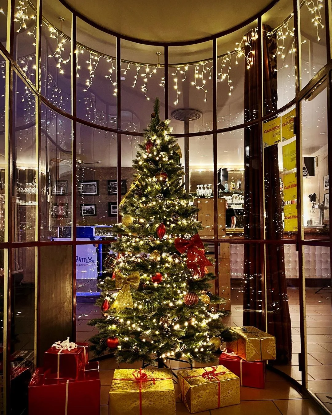 Fête de Noël entreprise & Arbre de Noël — Animation & organisation — INNOV'events Besançon — INNOV'events