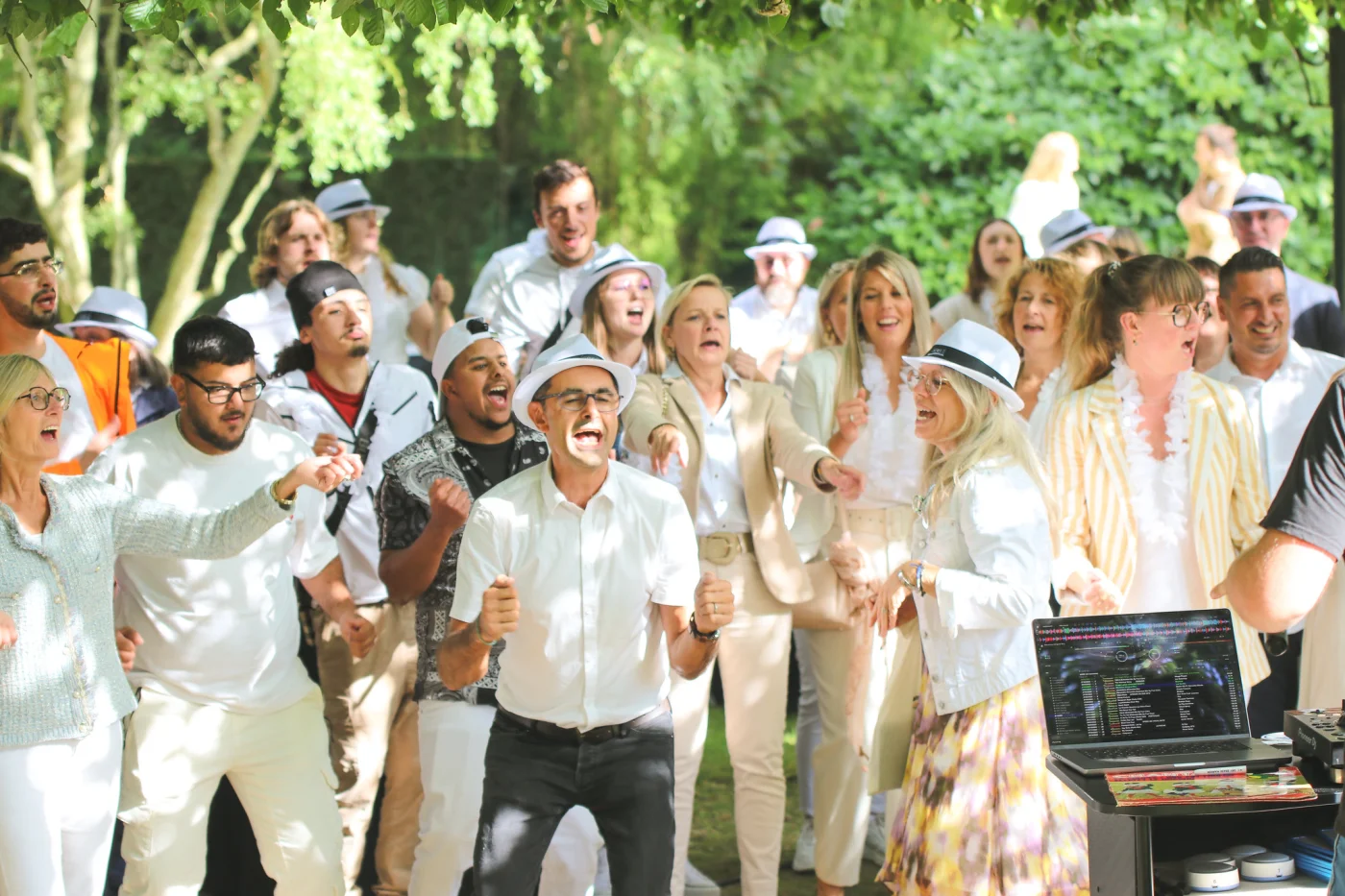 Garden Party d'entreprise — Organisation réception en plein air — INNOV'events Lille — INNOV'events