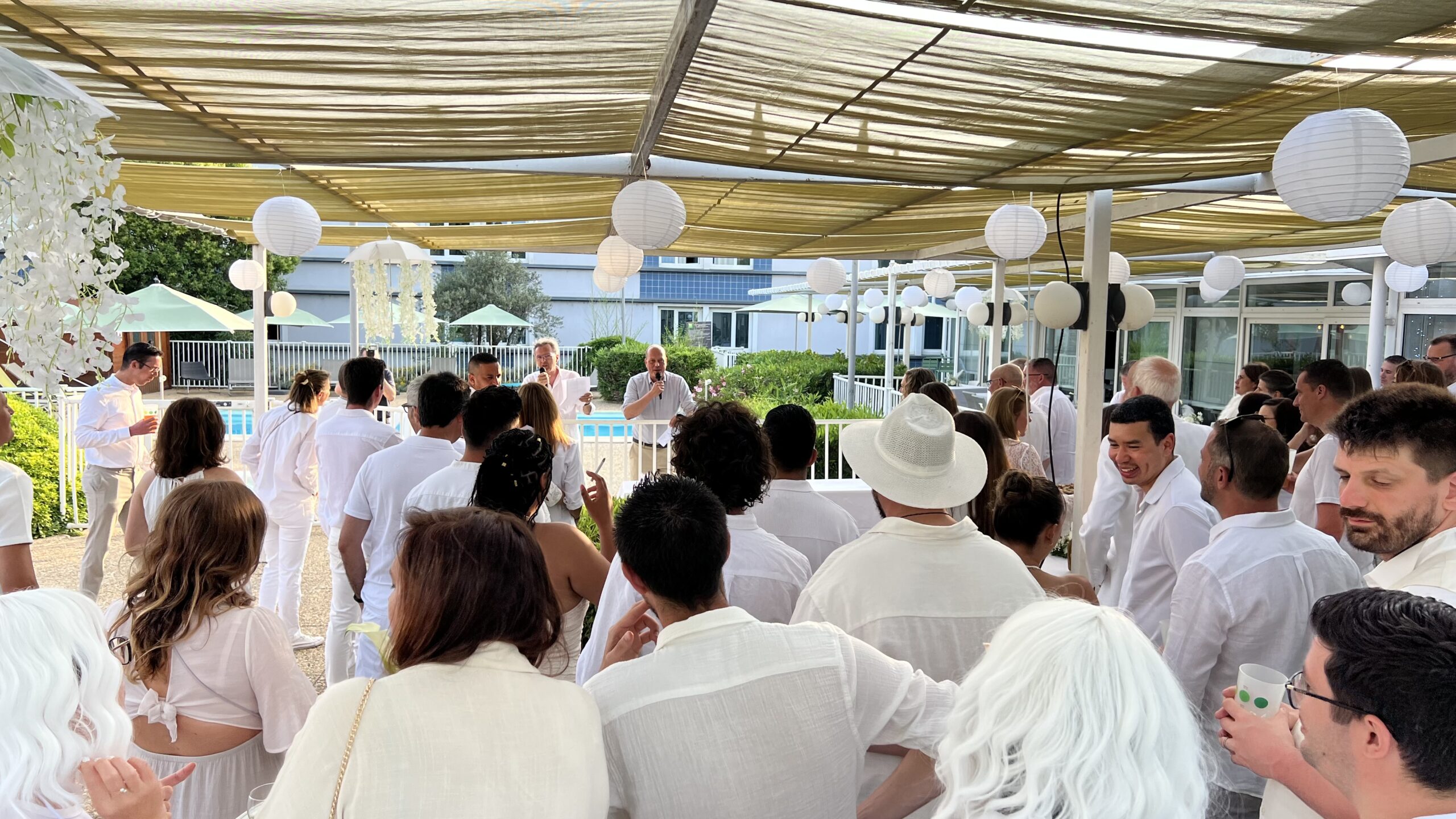 Animation soirée d'entreprise Marseille vue panoramique Vieux-Port coucher de soleil — INNOV'events organisation événements