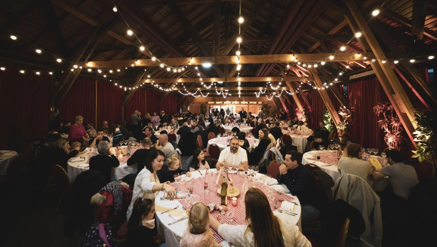 Animation soirée d'entreprise Toulon terrasse panoramique vue sur la rade et les collines du Faron — INNOV'events organisation événements