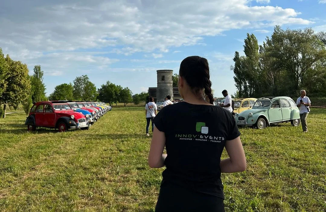 Animation team building Dijon groupes en challenge sportif sur les vignobles de la Côte de Nuits en automne — INNOV'events organisation événements